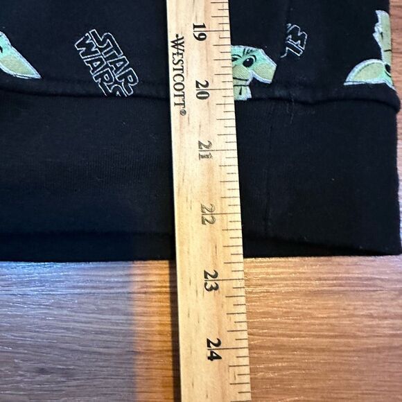 Star Wars Grogu Print Sweatshirt | Youth Size Large - Picture 6 of 7
